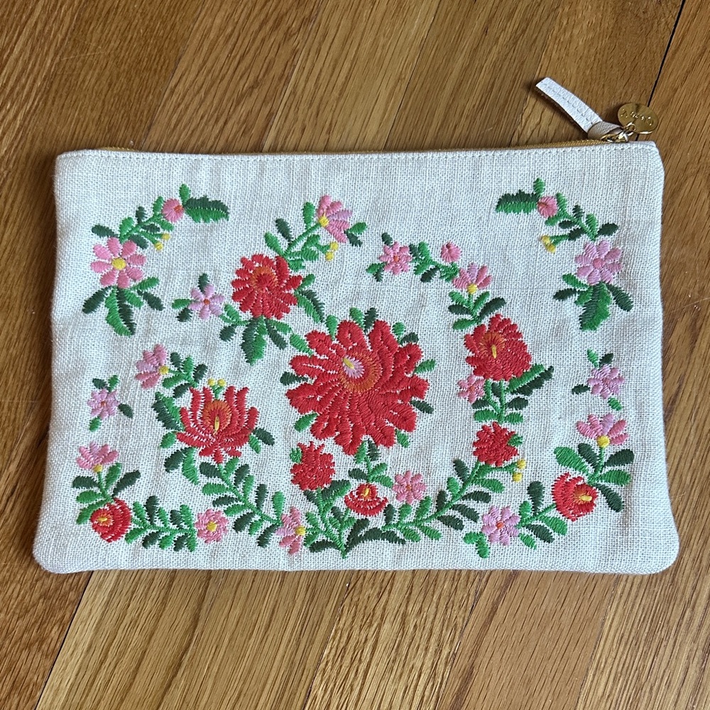 CLARE V Embroidered Clutch red and pink rare!